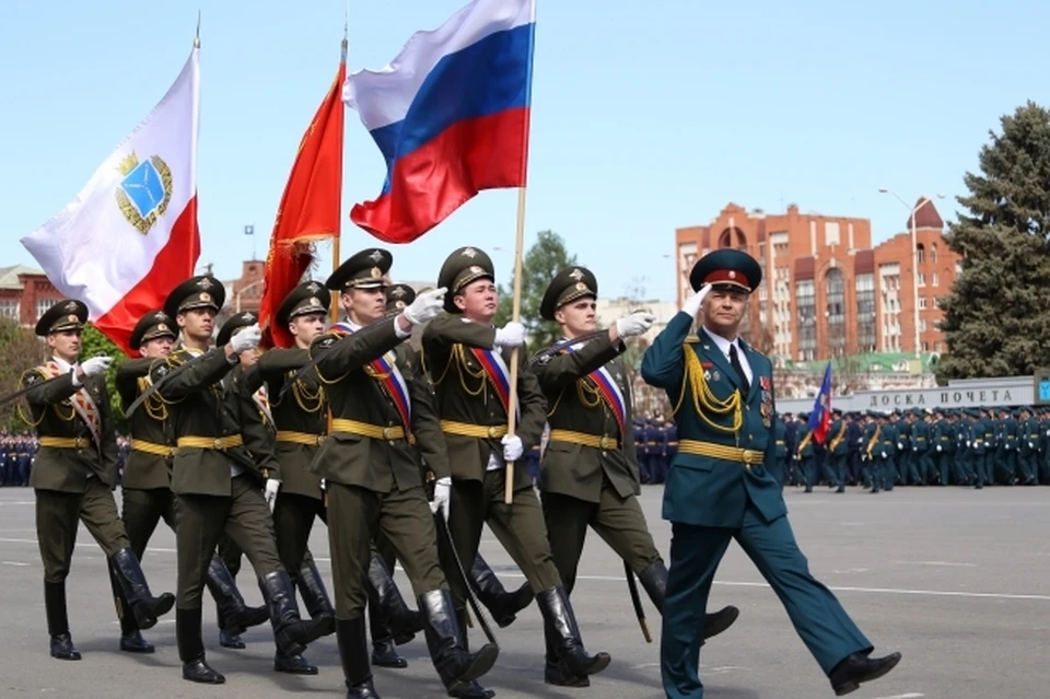 Парад Победы в Саратове. Архив КП