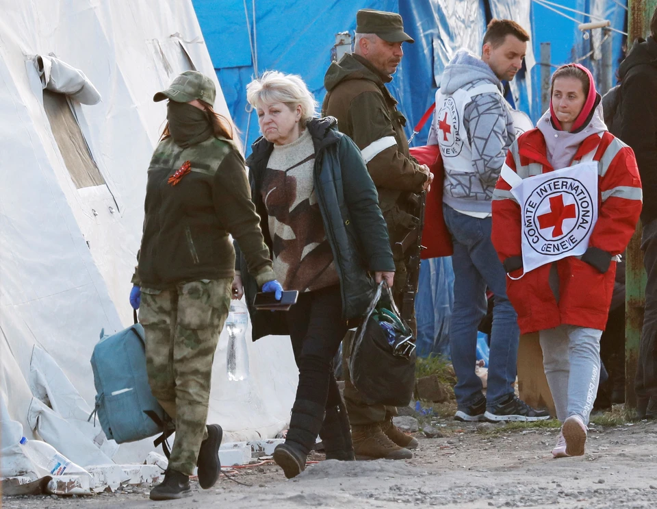 C «Азовстали» в Мариуполе эвакуированы еще 50 человек