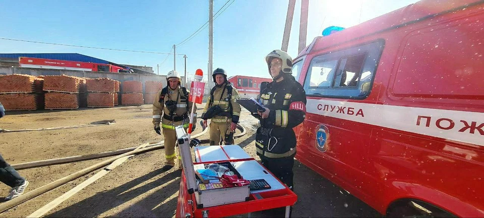 Пожар ликвидирован на складе под Ижевском