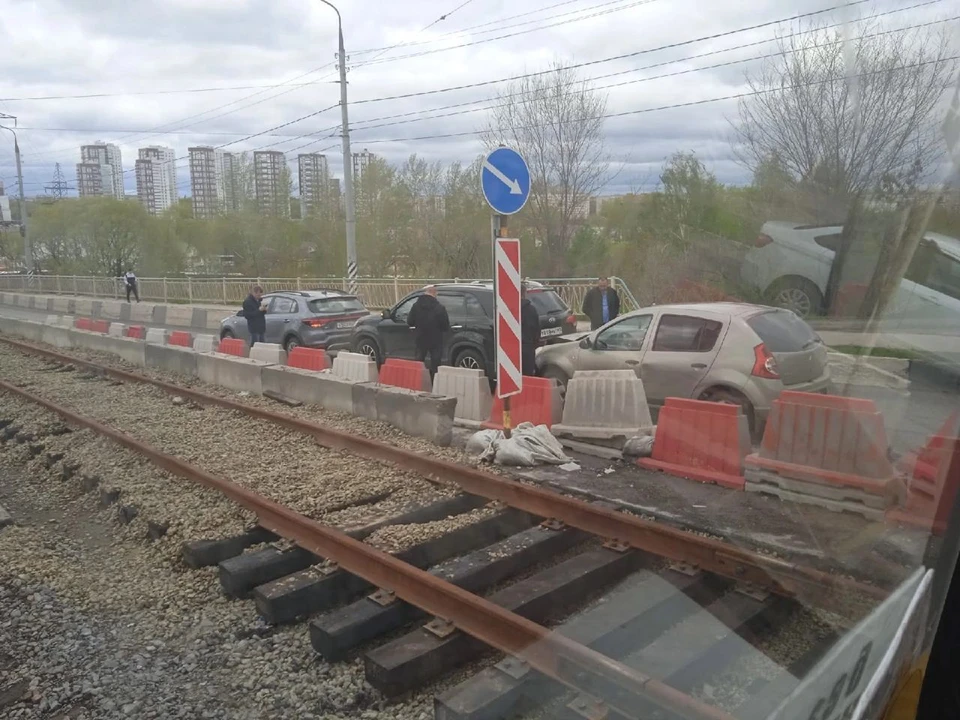 Авария на мосту на Минаева 11 мая парализовала движение ФОТО телеграм-канал simbirskcity