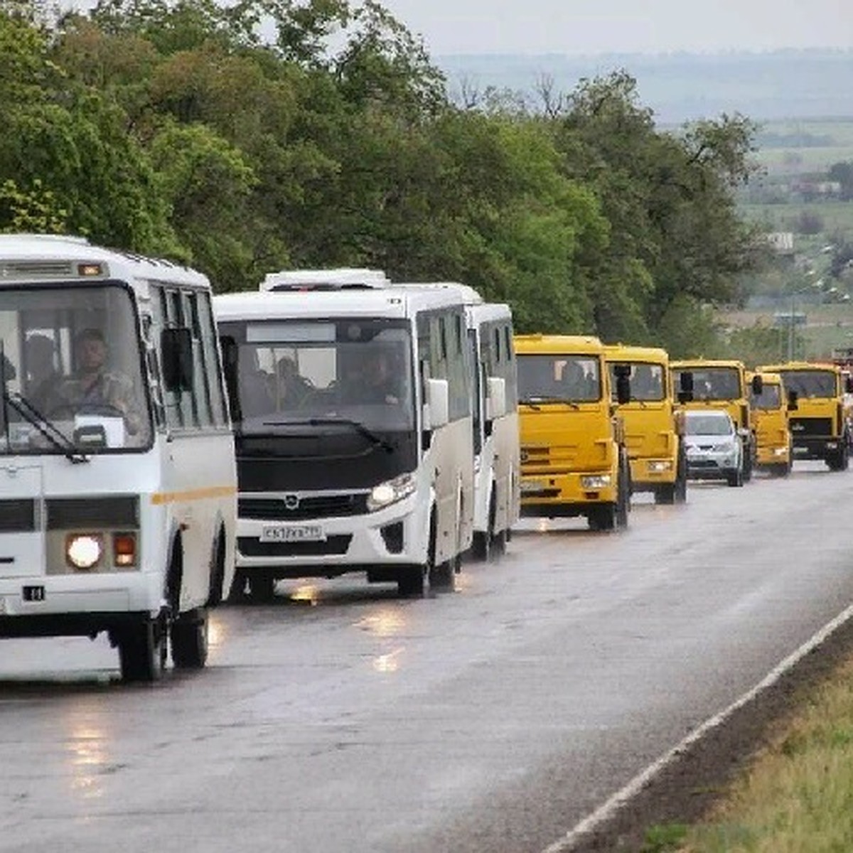 В Луганск прибыла первая группа российских специалистов, которые займутся  восстановительными работами в ЛНР - KP.RU