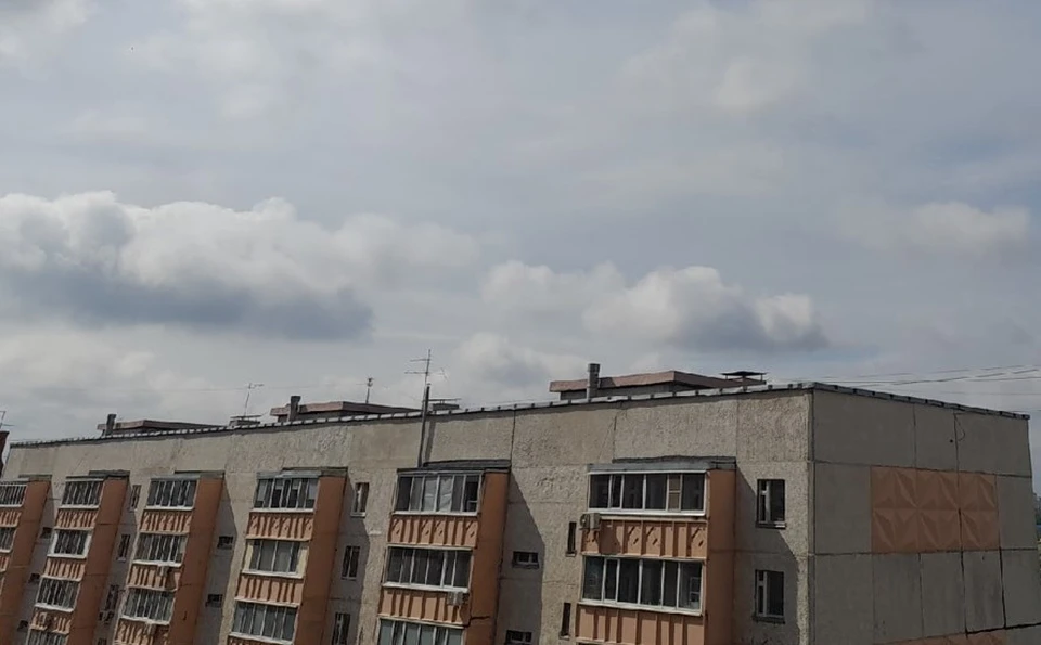 Салехардская УК «КИТ» вновь попалась на несвоевременной уборке крыш домов от снега