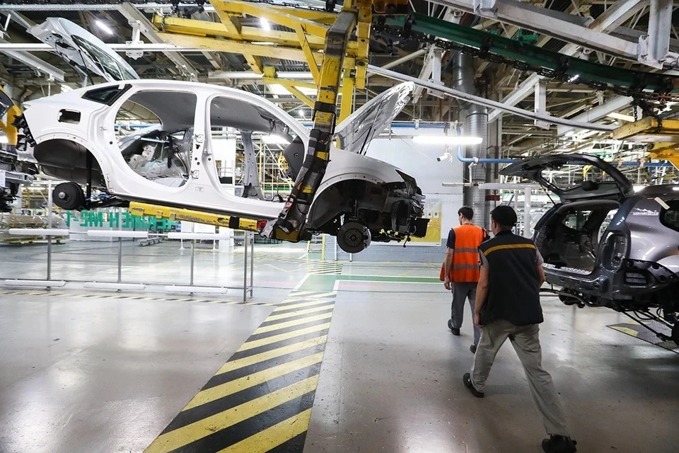 «Автоваз» продолжит производство автомобилей на совместной с Renault платформе Фото: Станислав Красильников/ТАСС