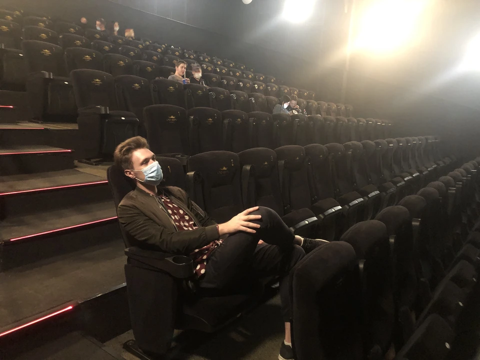 Посещаемость кинотеатров за последние несколько месяцев ощутимо упала.