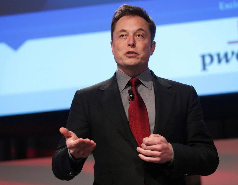Илон Маск анонсировал появление самоуправляемого автомобиля Tesla уже через год