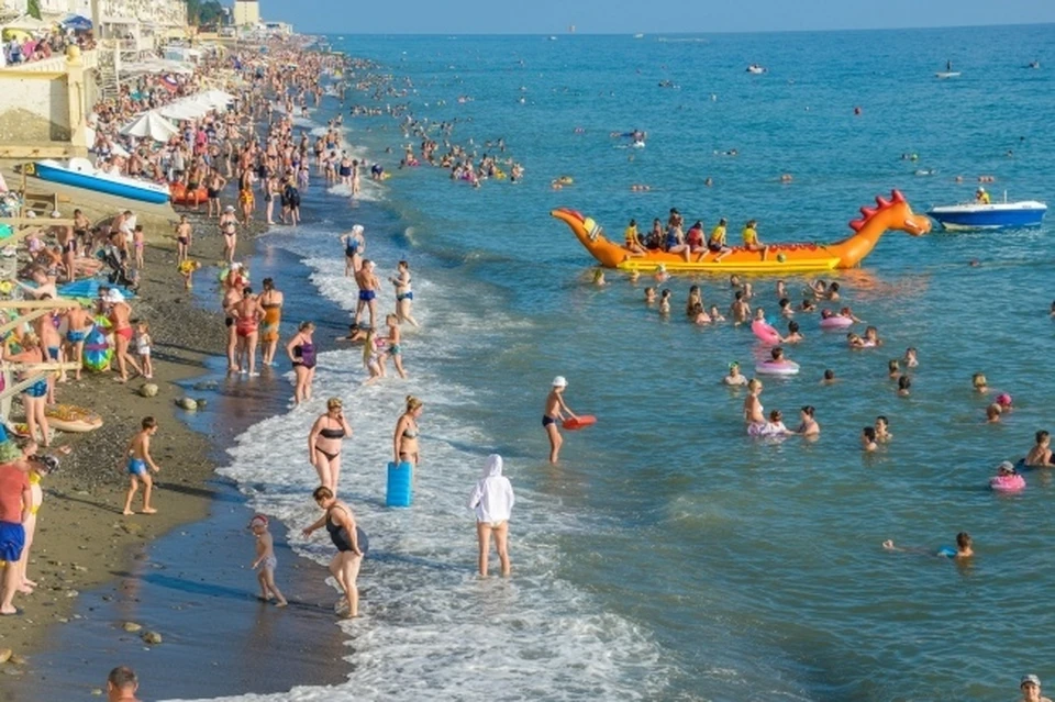 В Евпатории летом будут работать более 80 пляжей