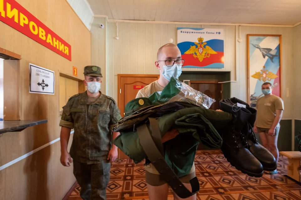 Первые 28 призывников из Ульяновской области отправились на военную службу