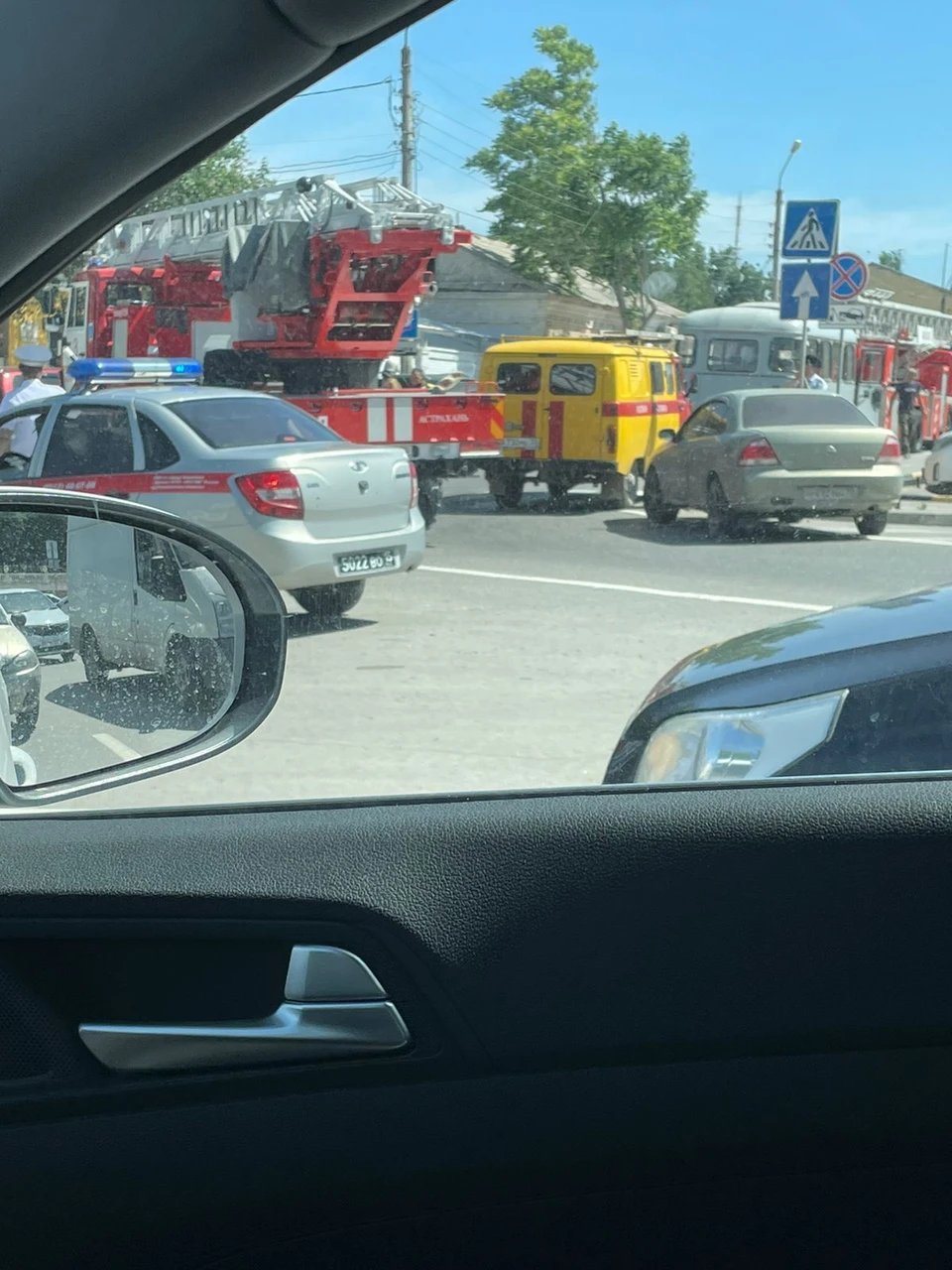 В Кировском районе Астрахани загорелась квартира