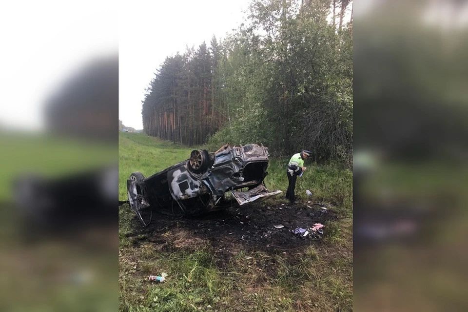 Водитель выжил, его доставили в больницу Фото: УГИБДД по Свердловской области