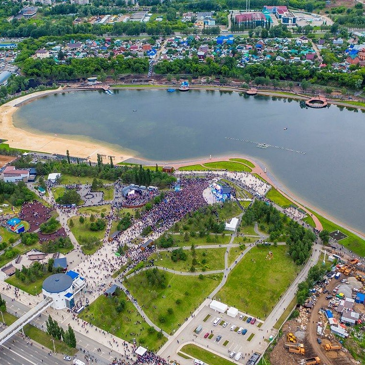 Открытие парка «Кашкадан», салют и гулянья: как прошел День города в Уфе -  KP.RU