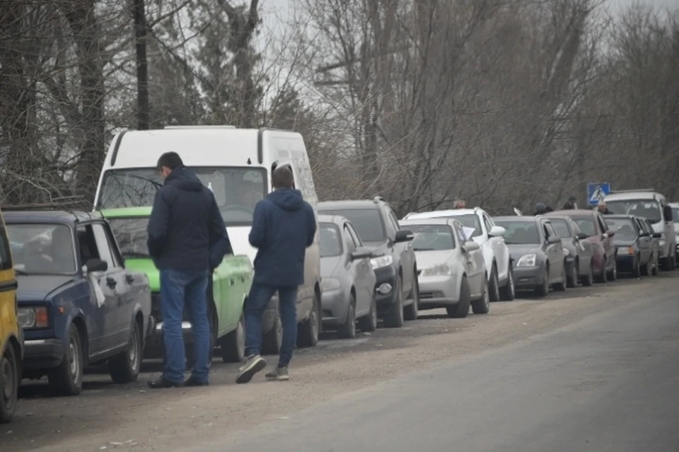 Маршрут из Донбасса в Крым через Мариуполь открыт для гражданских