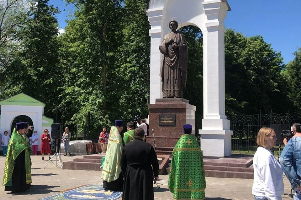 В Липецке открыли памятник святому Пантелеймону
