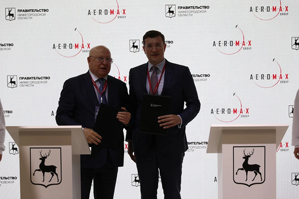 На ПМЭФ-2022 Никитин подписал соглашение с Шанцевым о развитии беспилотной авиации в Нижнем Новгороде.