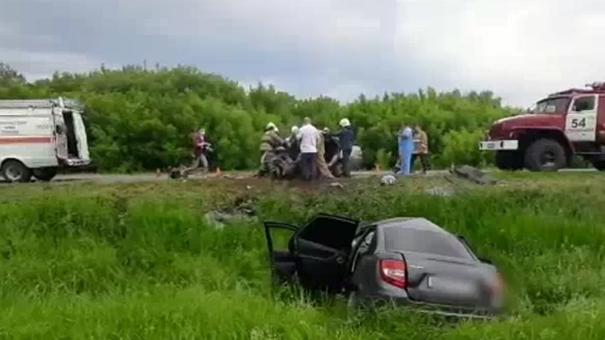 На дороге между Стерлитамаком и Салаватом случилась авария с летальным  исходом - KP.RU