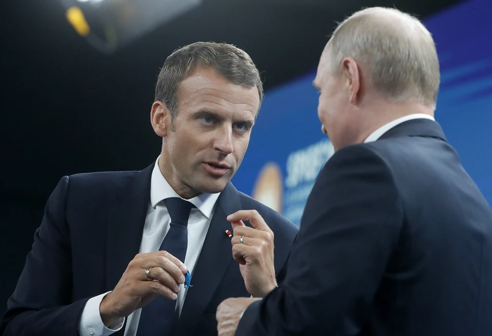 Макрон допустил, что вновь позвонит Путину