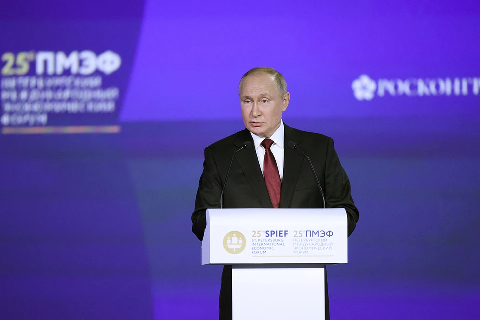 Путин призвал навсегда отказаться от большинства проверок российского бизнеса Фото: Сергей Бобылев/ТАСС