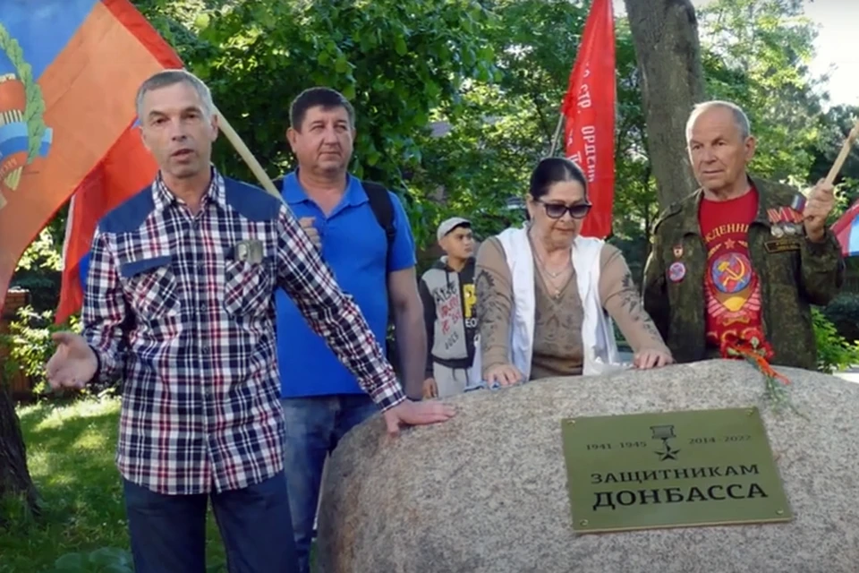 Анатолий Журату, инициатор проекта (слева)