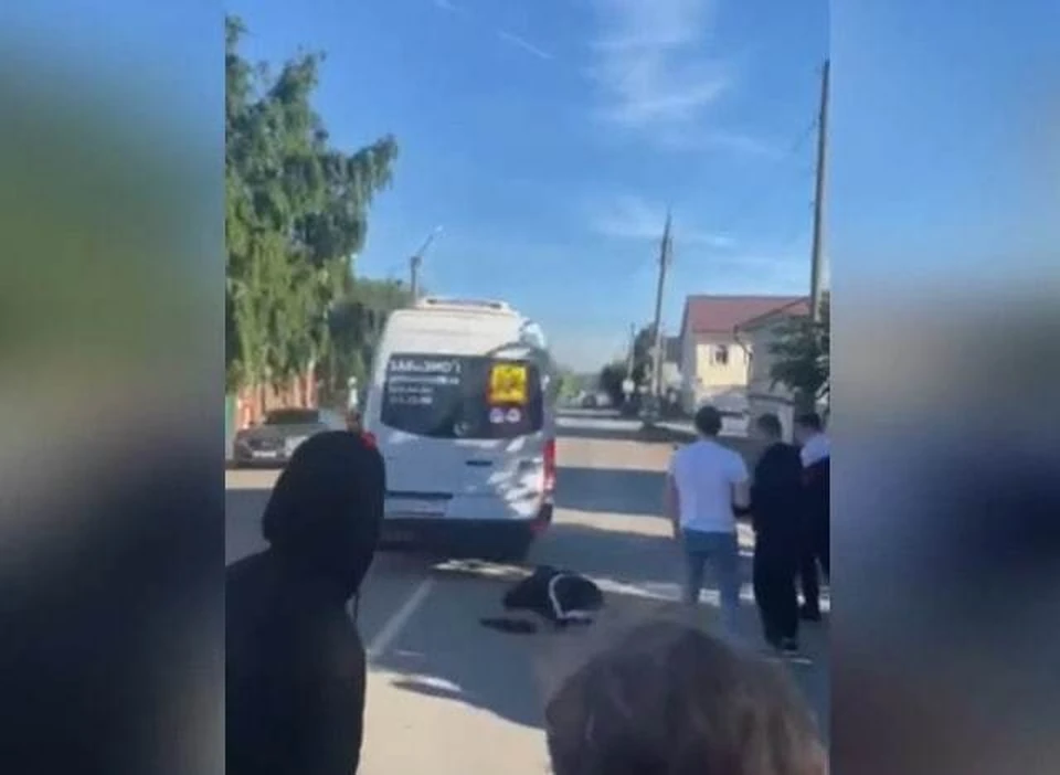 Мужчина получил травму ноги. Фото: кадр видео Вк СВИП Кунгур I Новости Кунгурского округа