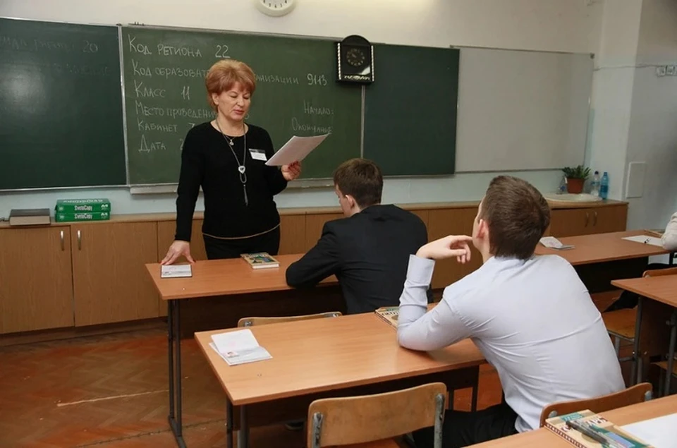 344 уже бывших школьника претендуют на получение золотой медали