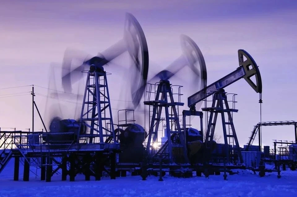 Потолок цен на российскую нефть - необоснованная идея, которая ударит по западным потребителям, уверен Новак