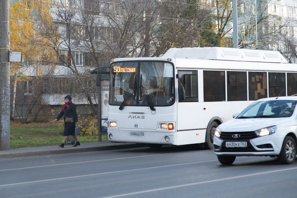 Ранее стало известно, что самарцев пускают в общественный транспорт только через переднюю дверь