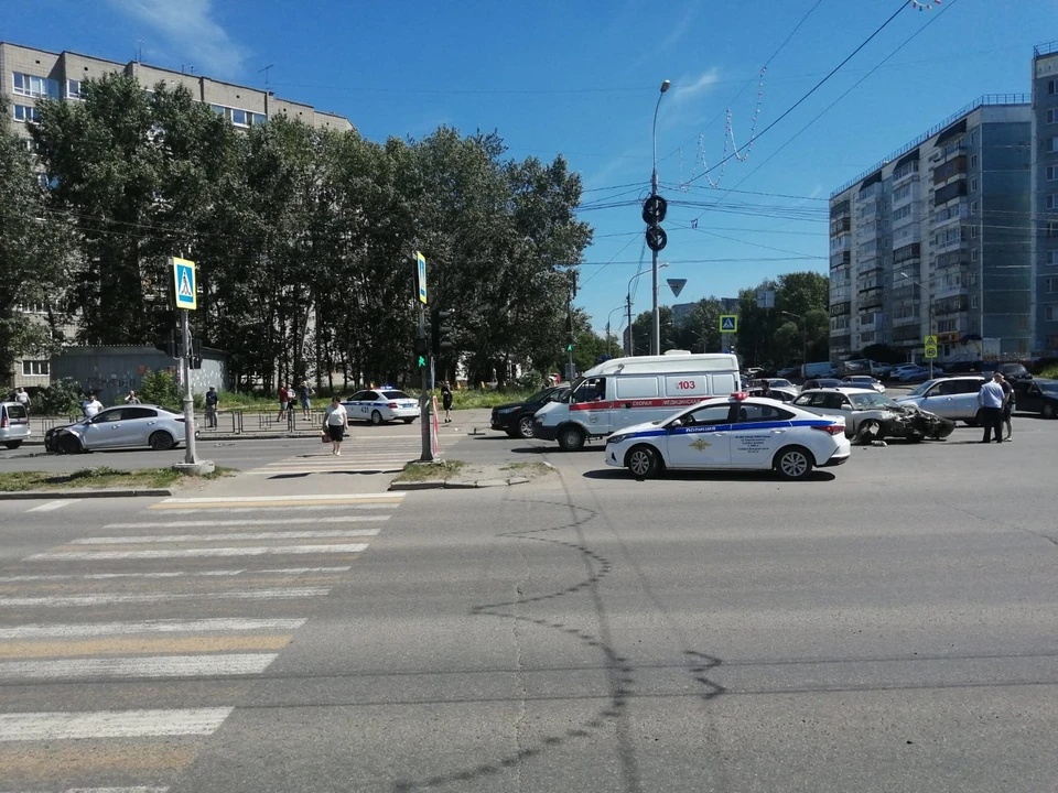 Все обстоятельства происшествия выясняются.
