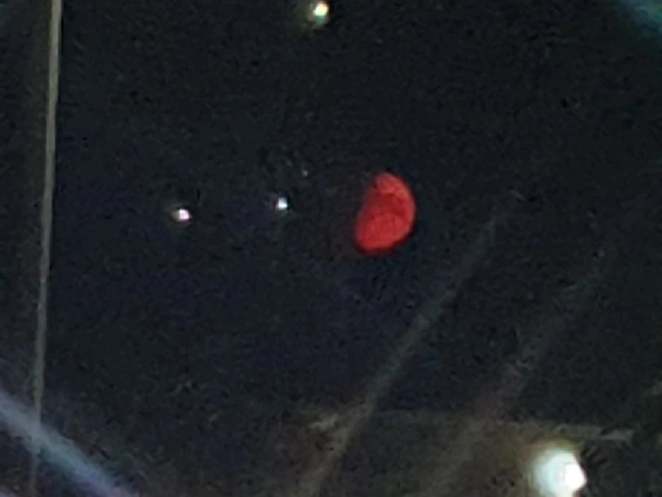 Луна вчера ночью над москвой