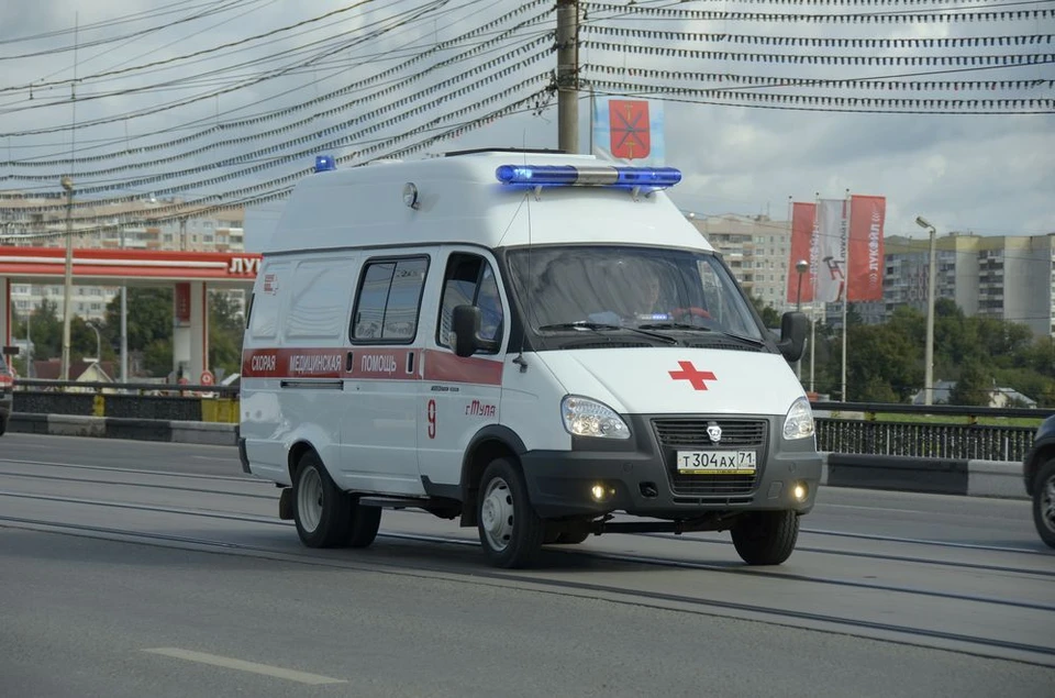 У входа в центральный парк Тулы умерла 65-летняя женщина