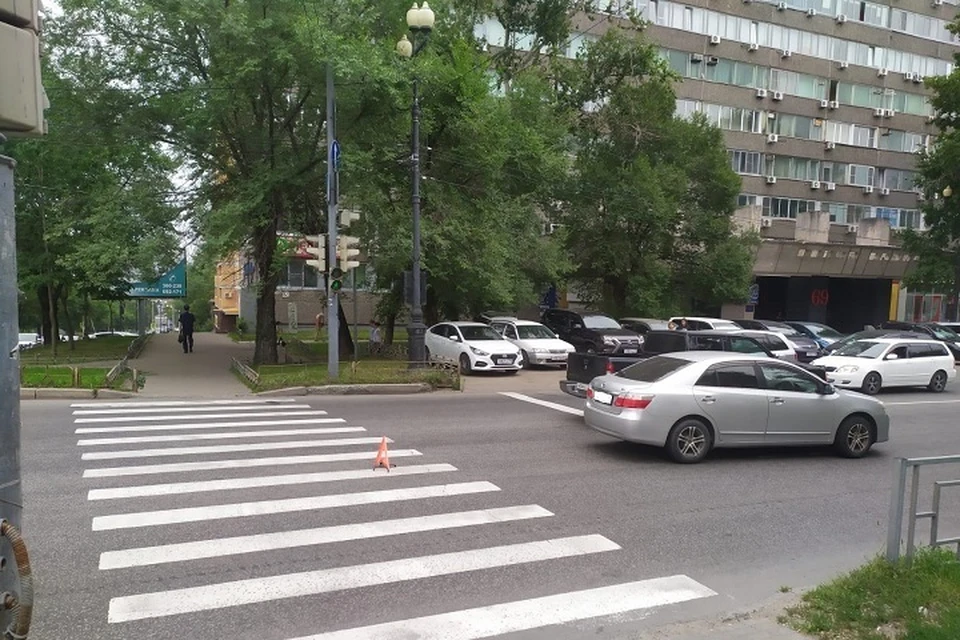 Хабаровчанка сбила женщину на светофоре в центре города