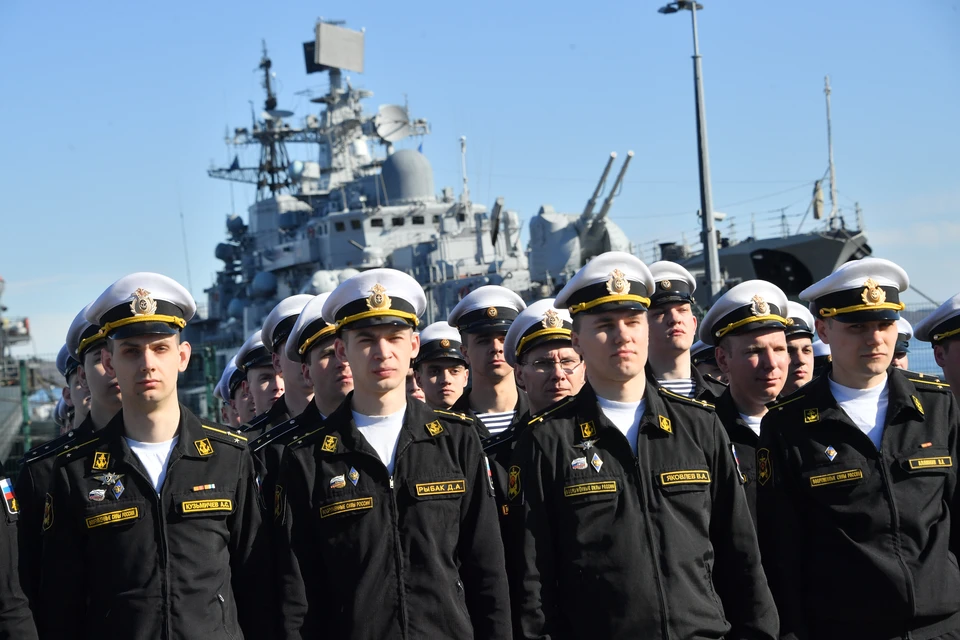Под шефством Челябинской области 7 подлодок, фрегатов и крейсеров