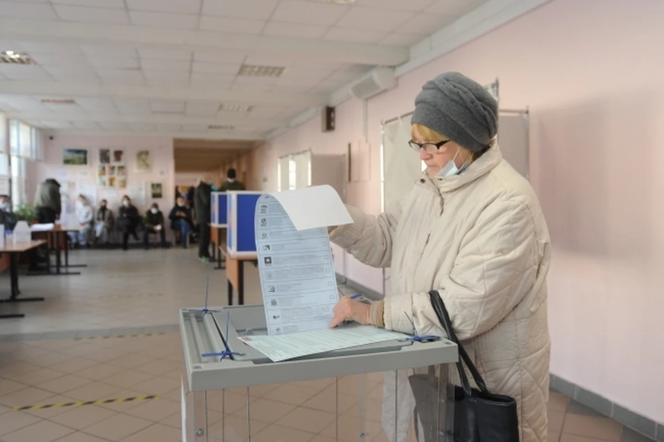 Можно предположить, что руководитель покинет кресло после осенних выборов, которые намечены на единый день голосования.