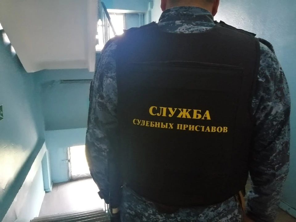 Алиментщик из Томской области прятался от приставов у матери ребенка, которой задолжал деньги. Фото: Валентин Лутаев/Сиб.фм.