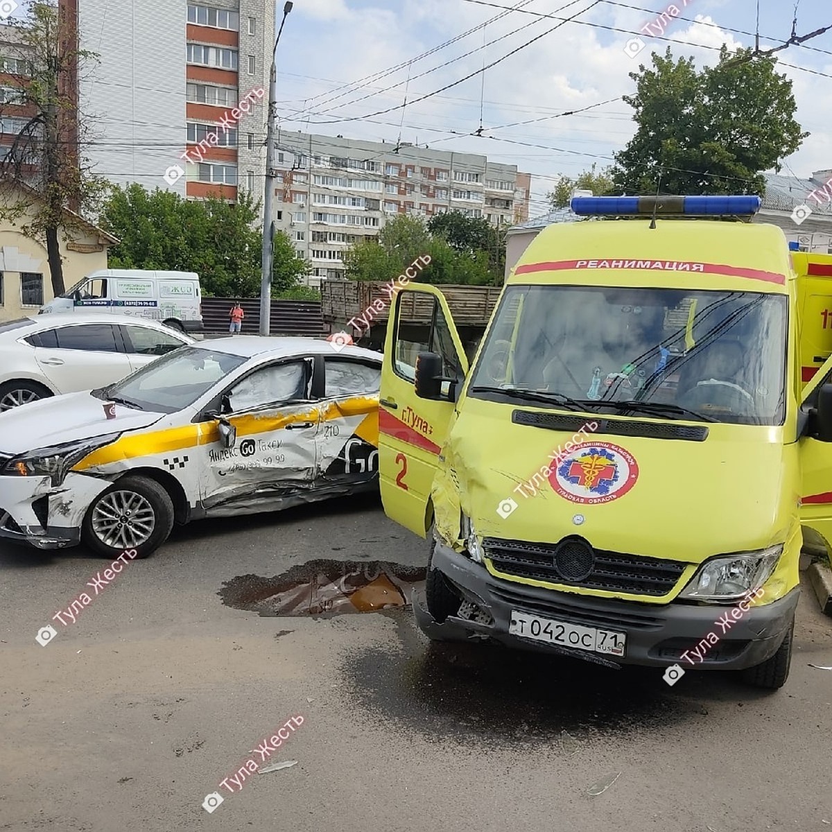 В Туле на улице Октябрьской столкнулись 