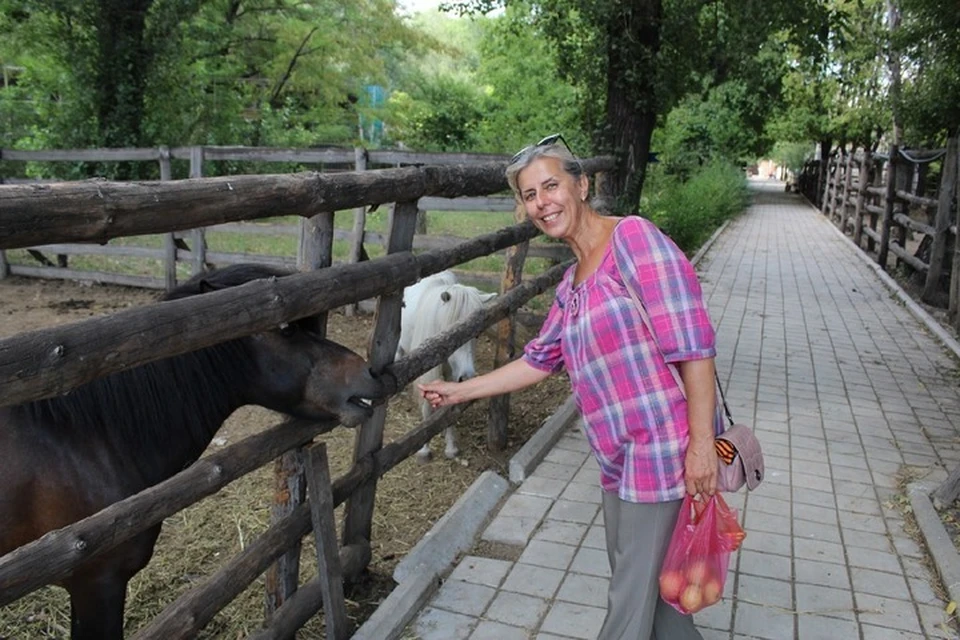 Елена Шаповалова впервые посетила мариупольский зоопарк после окончания боевых действий