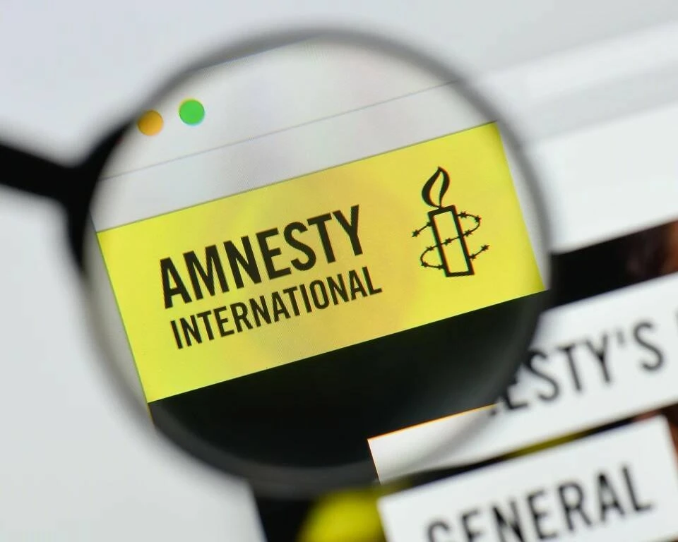 Глава украинского офиса Amnesty International уволилась из-за доклада о военных преступлениях ВСУ