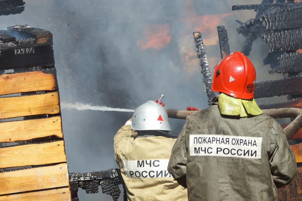 В 04:25 огонь был локализован