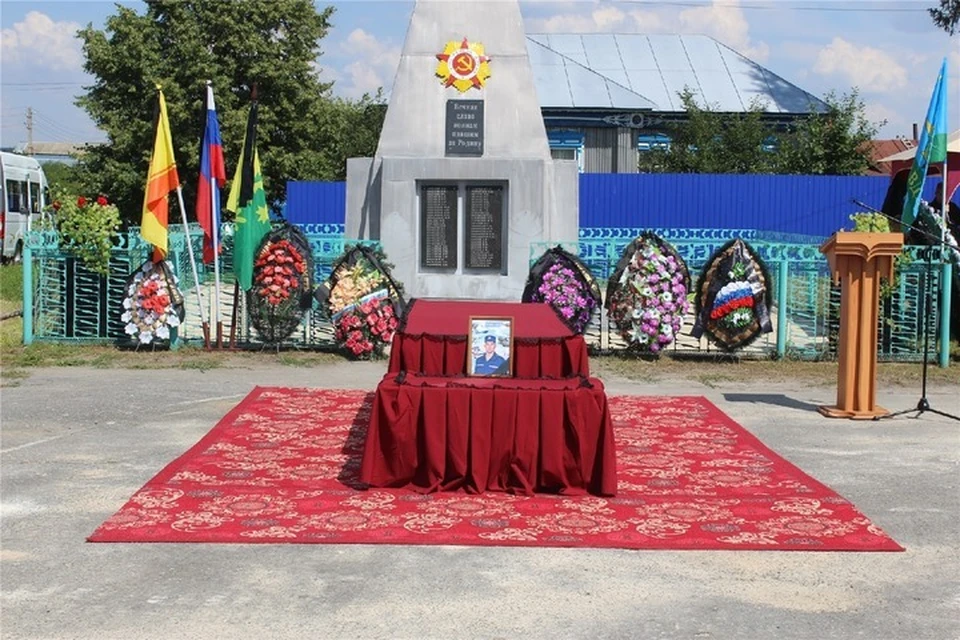 Местные жители гордятся своим односельчанином. Фото: МБОУ "Бичурга-Баишевская СОШ"