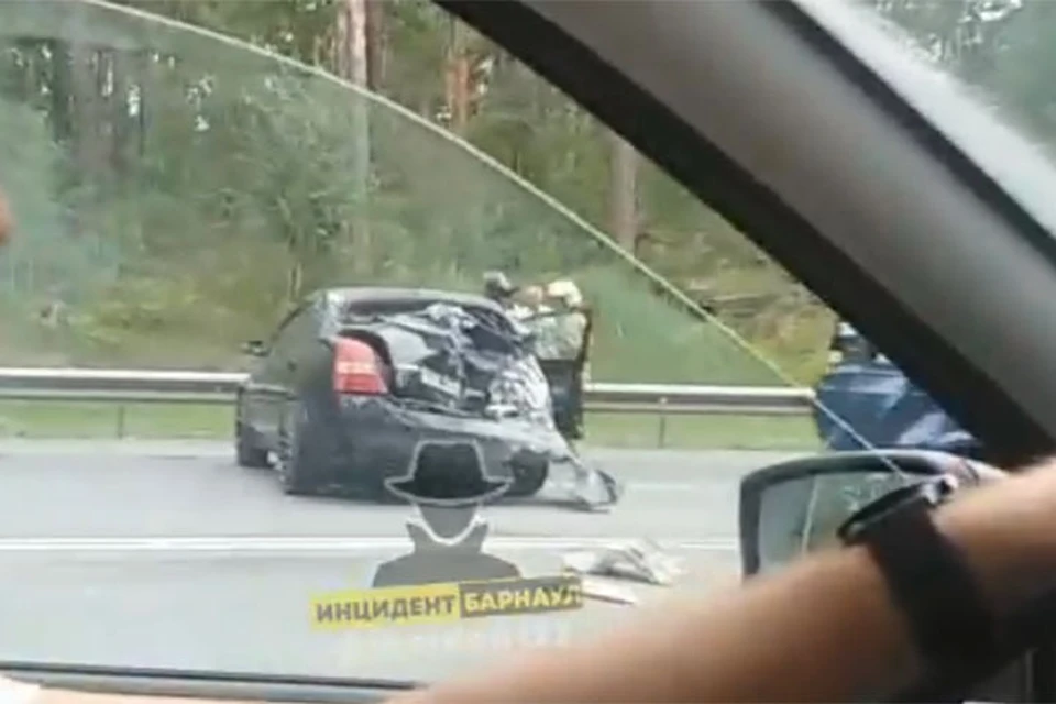 Последствия ДТП на шоссе Ленточный бор. Скриншот видео со страницы vk.com/incident22