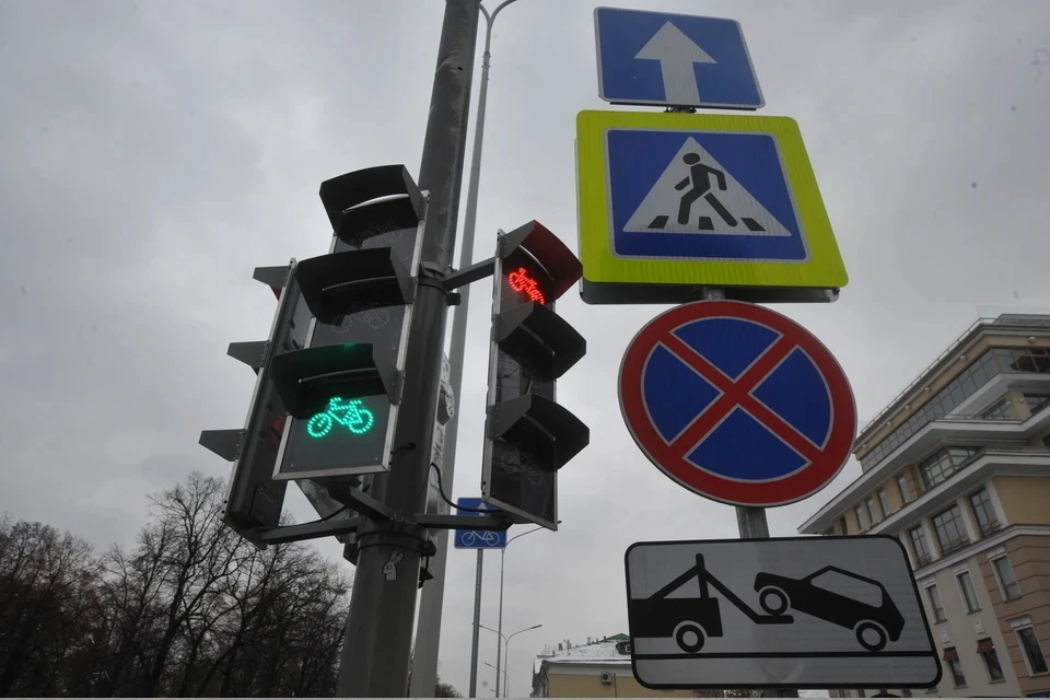 На участке Лихоборской набережной изменится схема движение и появится 38 парковочных мест