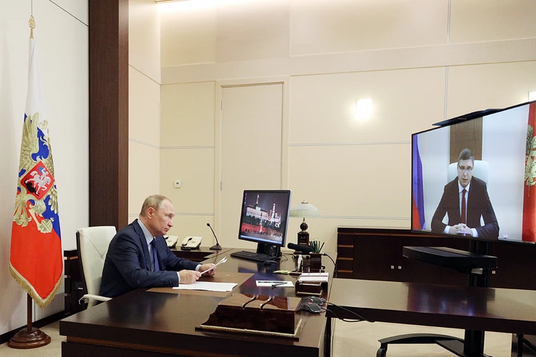Владимир Путин дал два совета, как в регионах бороться с пьянством