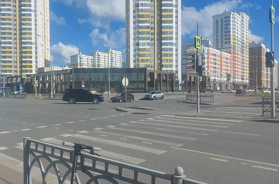 ДТП произошло на проспекте Академика Сахарова. Фото: ГИБДД по Екатеринбургу