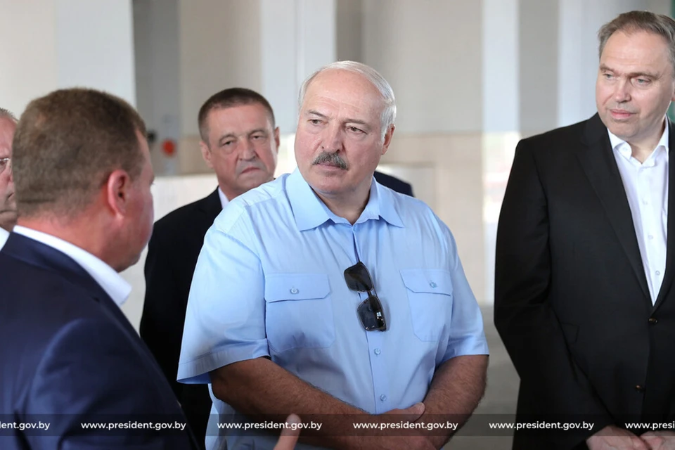 Лукашенко боится, что его начнут сравнивать с Хрущевым. Фото: пресс-служба президента