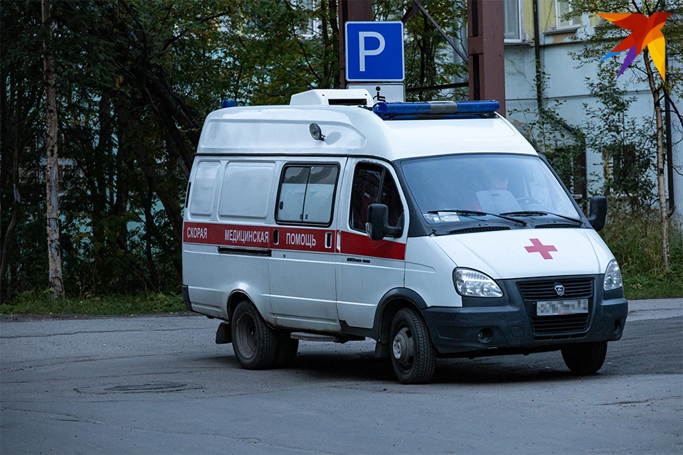 Обеих пешеходов госпитализировали.