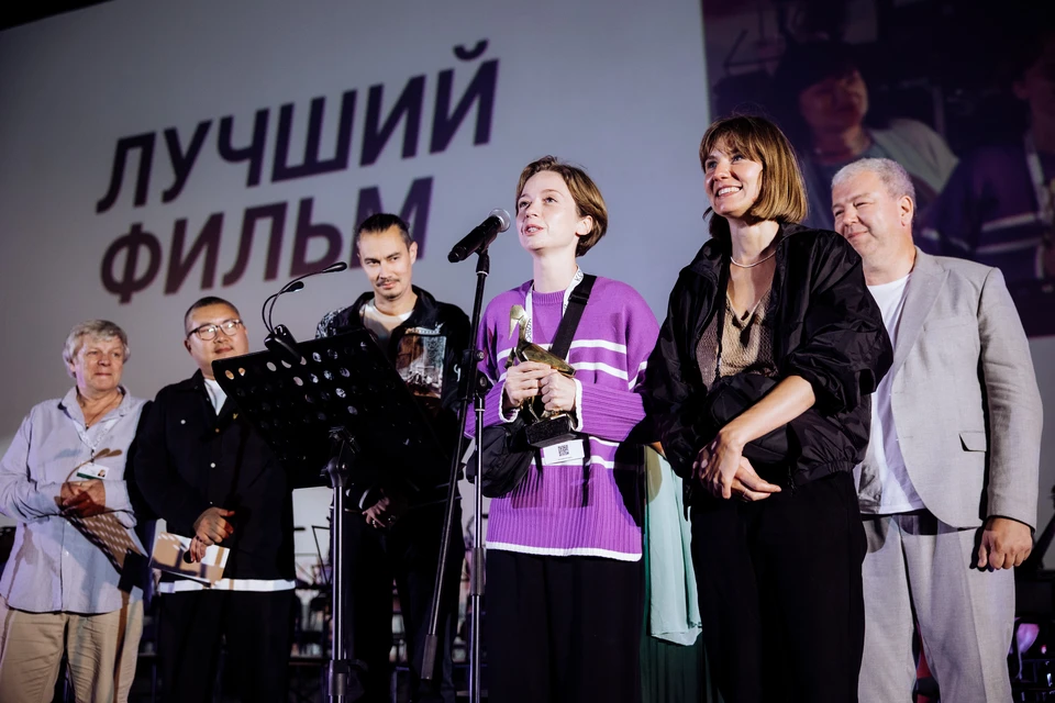 Статуэтку за лучший фильм получил фильм «Веселый понедельник» режиссера Софьи Райзман.