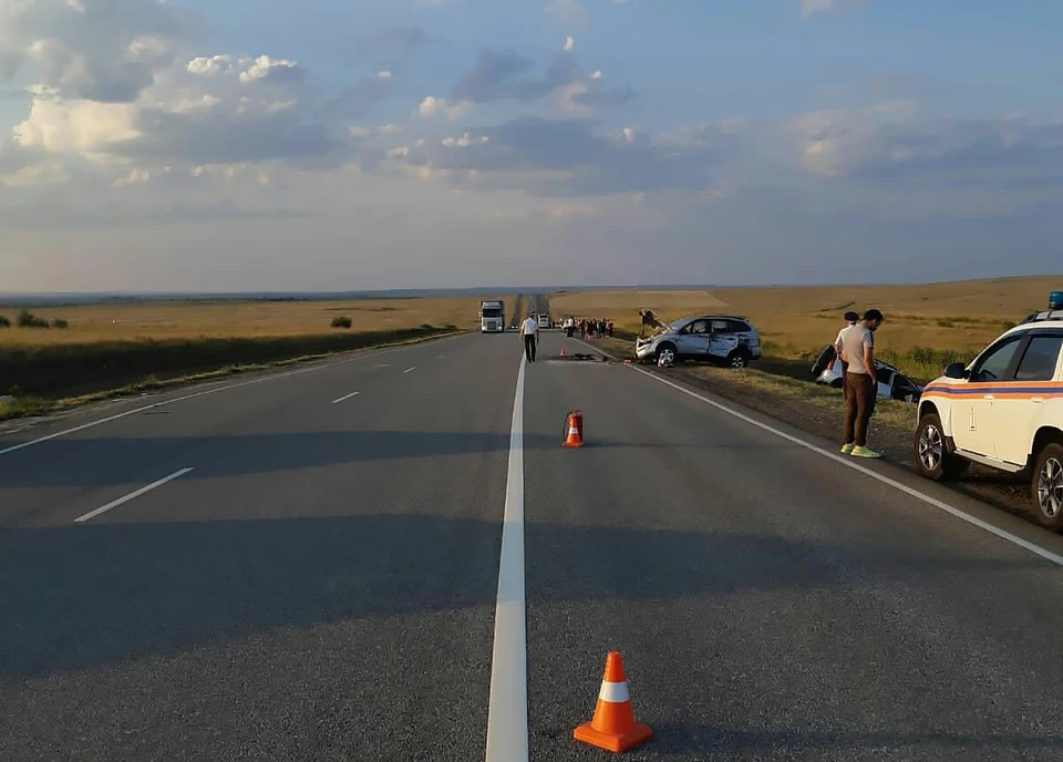 В ДТП погибли трое взрослых.