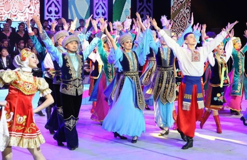 Ассамблея народов Казахстана была создана в 1995 году.