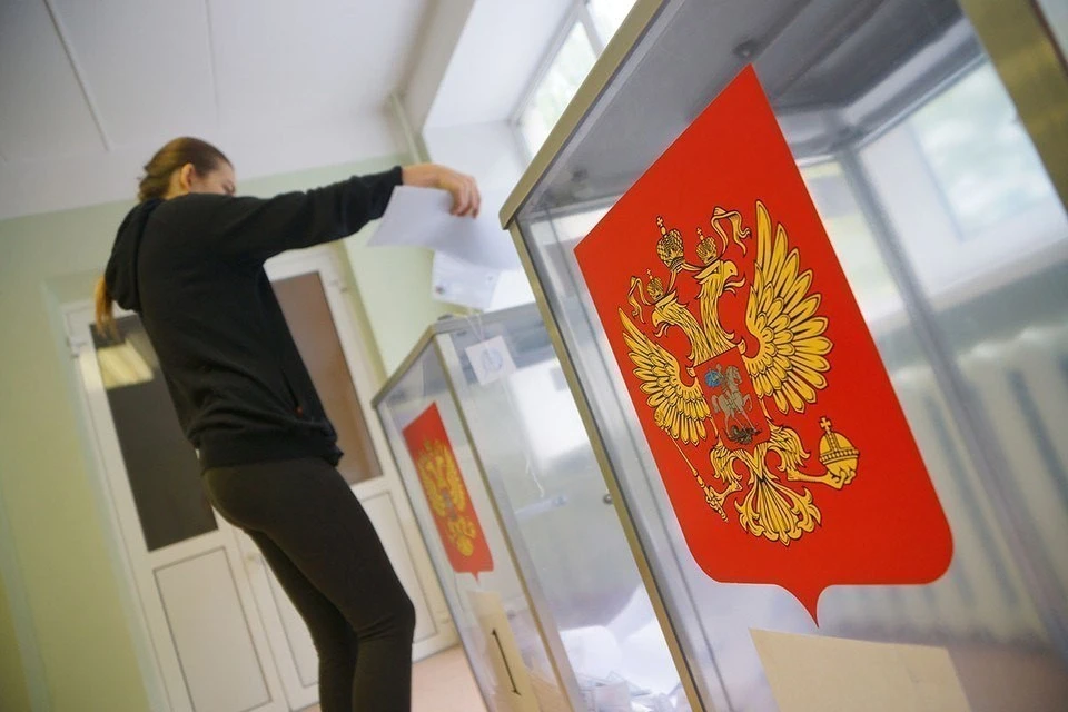 За первый день выборов в столице дистанционно проголосовали более миллиона избирателей. При этом традиционным способом на избирательных участках 9 сентября проголосовали 195 тысяч горожан.