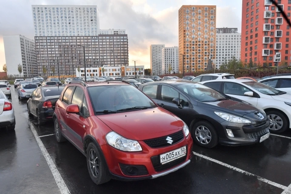 Сколько парковок должно быть в нормальном ЖК?