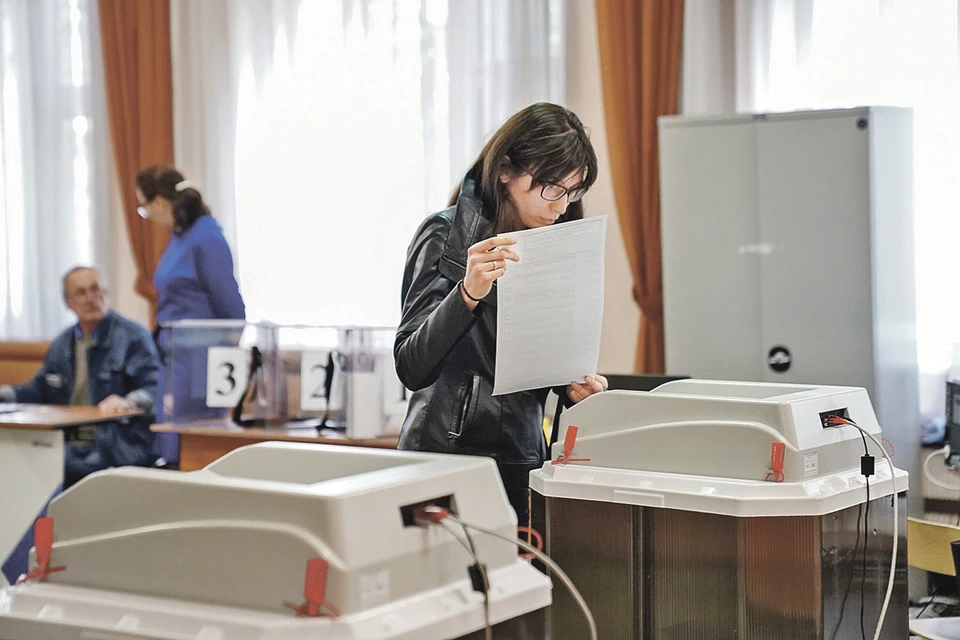 В участок голосовать пришел лишь каждый четвертый избиратель. Фото: Пелагия ТИХОНОВА/Агентство «Москва»