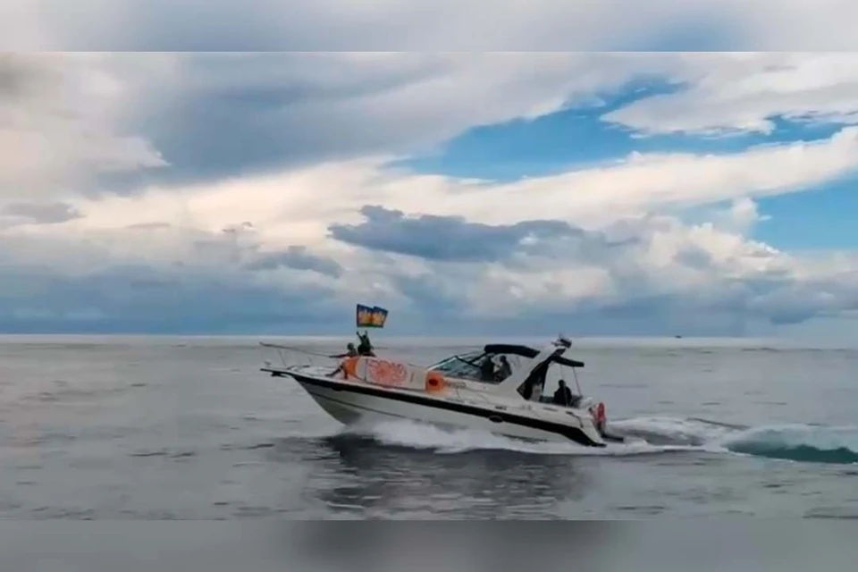 Маломерные судна вышли в море из Морского порта. Фото: https://t.me/transport_i_dorogi